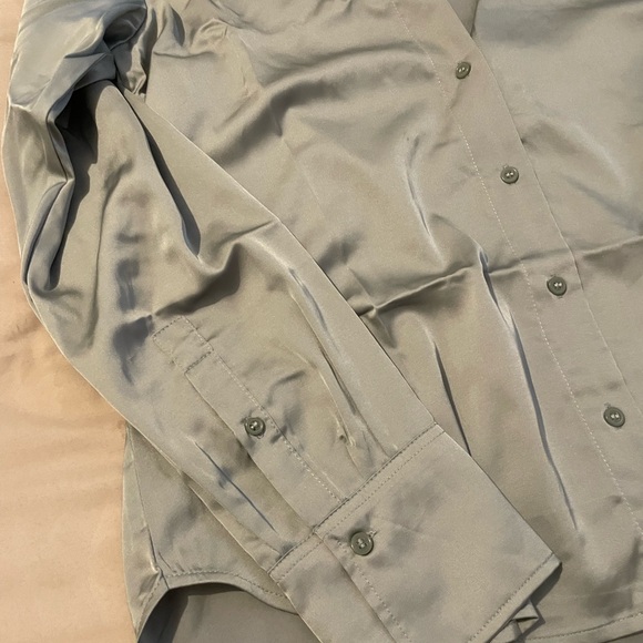 H&M blouse - Picture 3 of 5